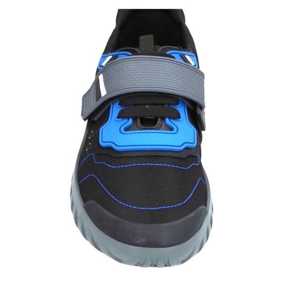 Prada Sneaker - Picture 2 of 4